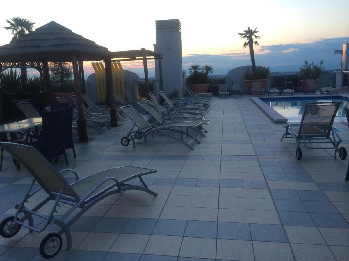Eraclea Palace Hotel 4 Stelle S Eraclea Mare Exterior photo